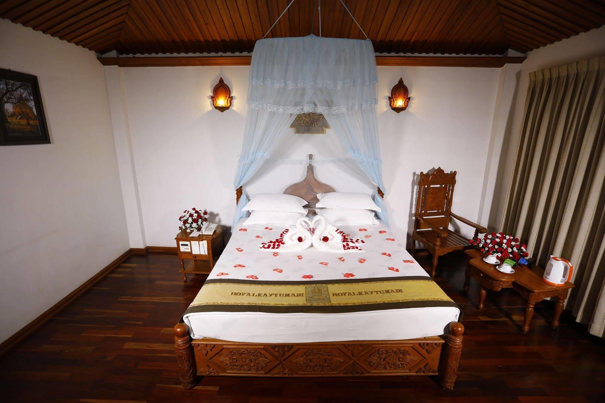 Kma Kaytumadi Hotel Taungoo Zewnętrze zdjęcie